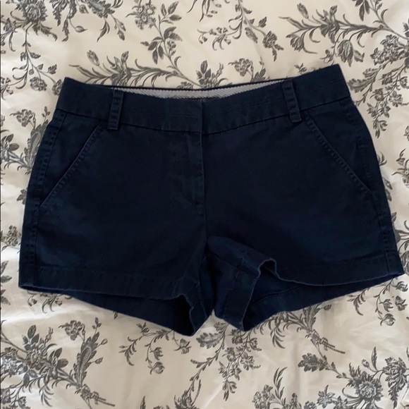 J. Crew Chino shorts 2.5” - Picture 1 of 3